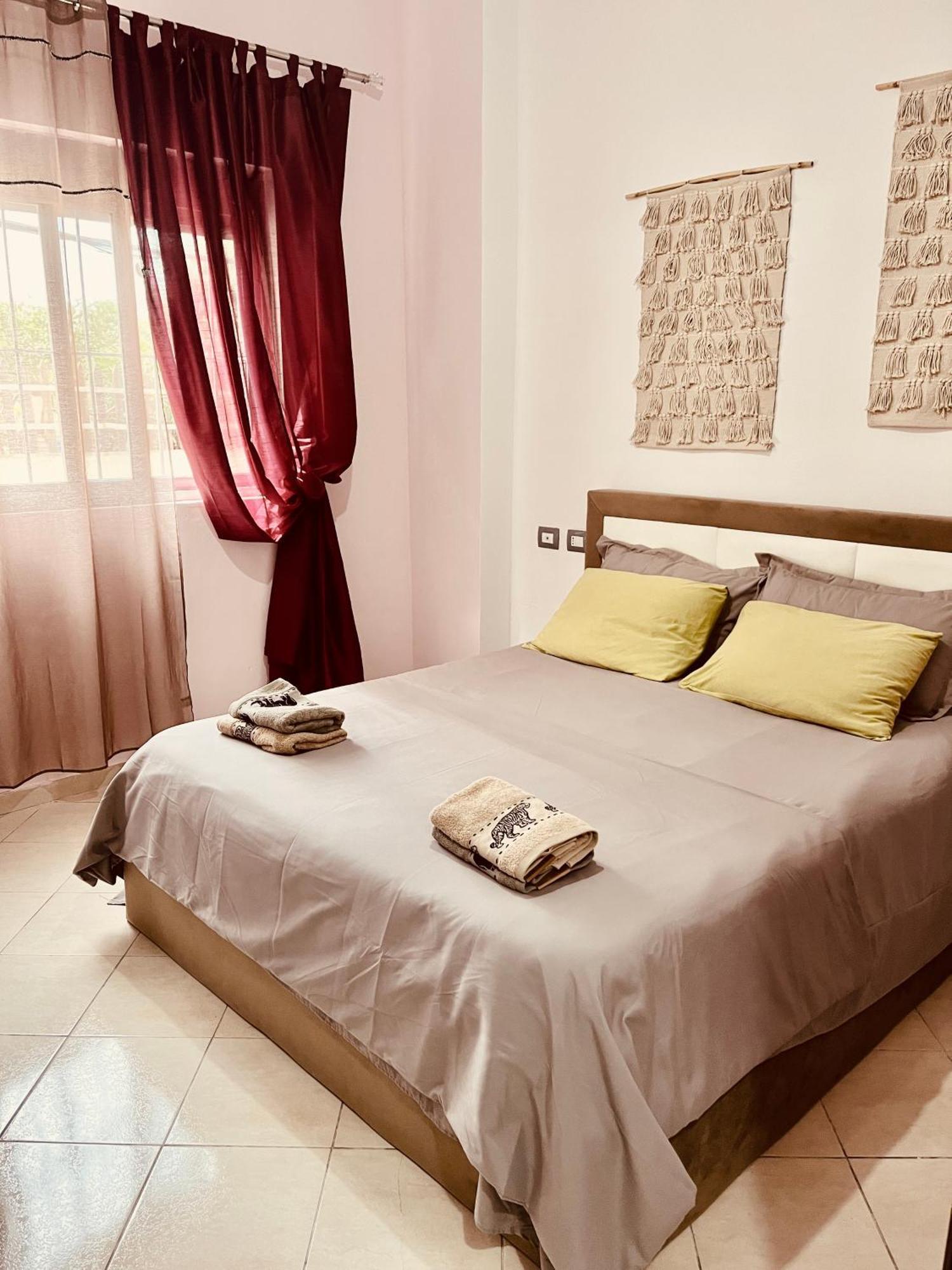 Beach Area Apartment Durres Luaran gambar