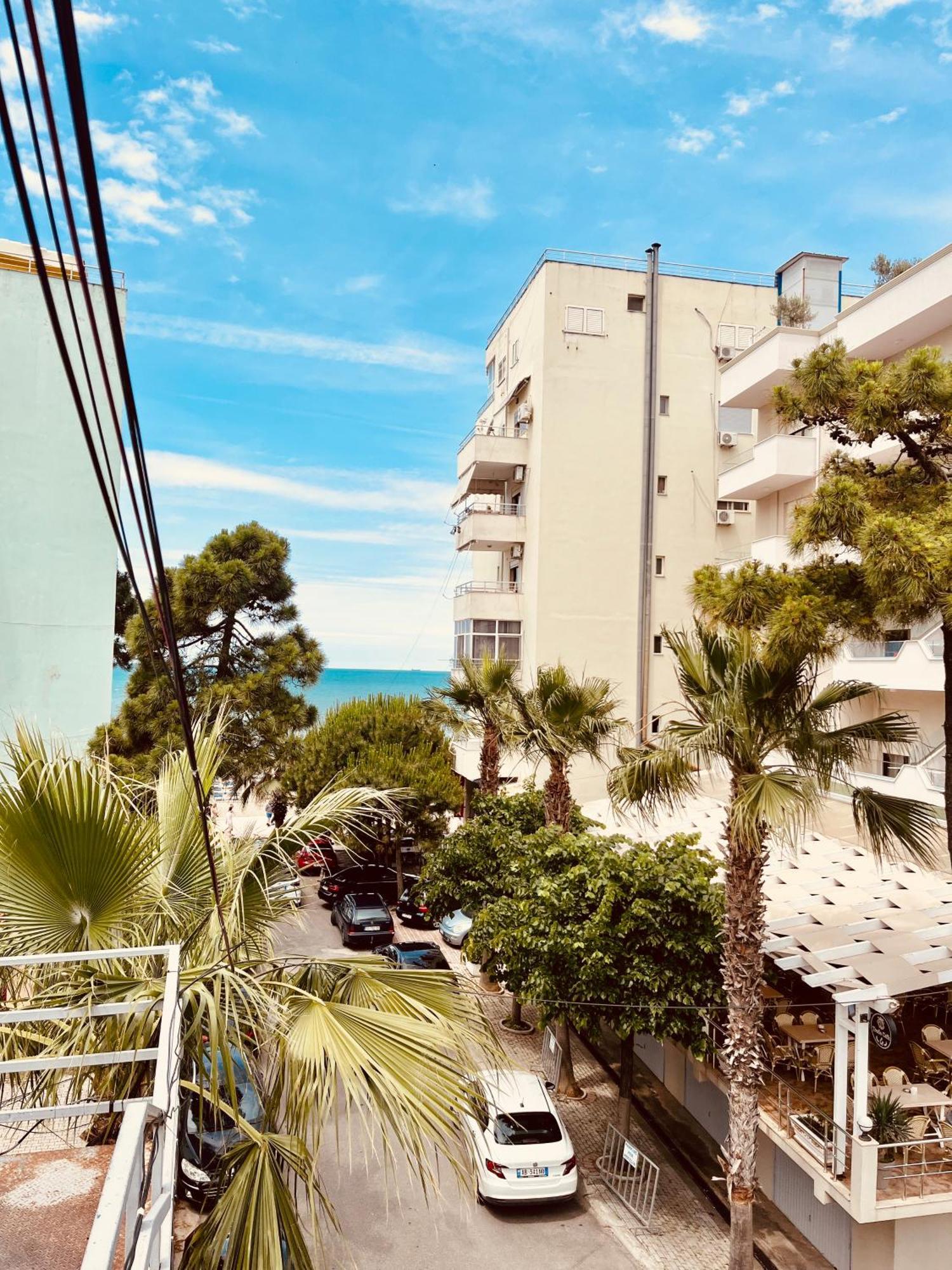Beach Area Apartment Durres Luaran gambar